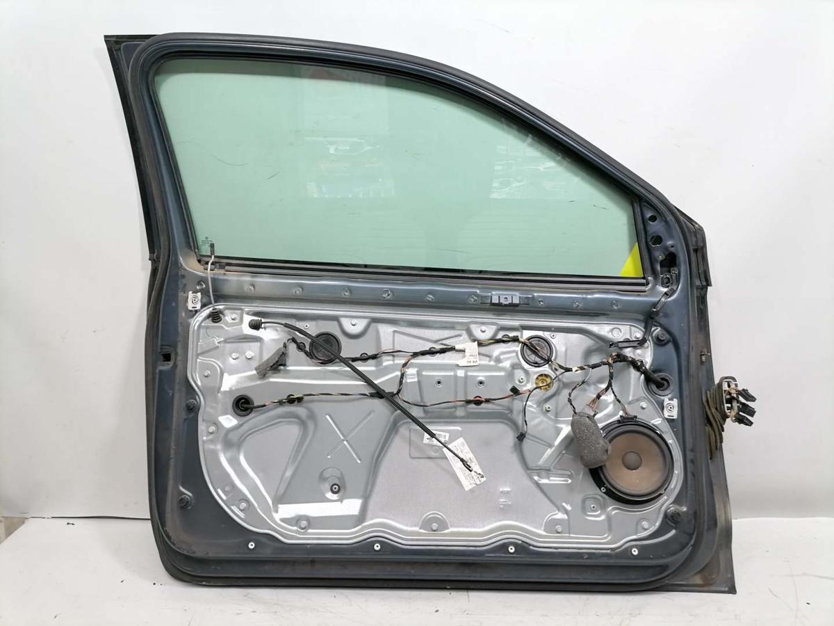 VW Polo 9N3 original T&uuml;r vorn links LC7V Anthrazitblau 3-T&uuml;rer Rohbau Bj.2009